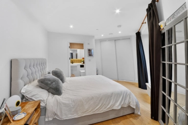 Capital Interchange Way, Brentford - TW8 view 18