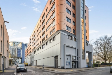 Holman Road, Battersea - SW11 view 1