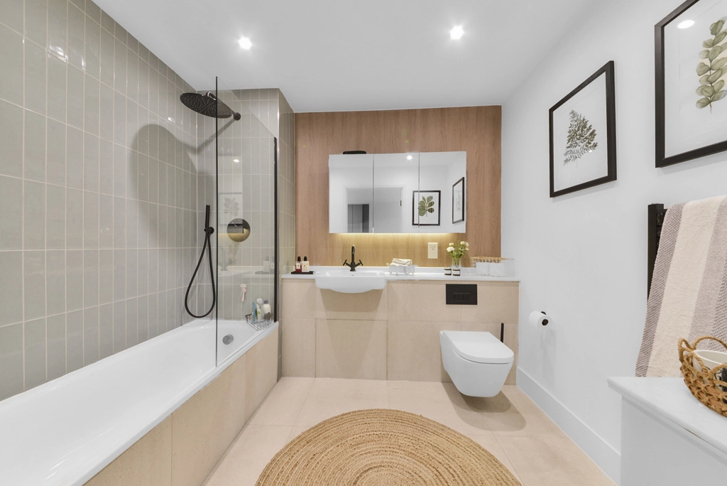 2 bedrooms apartments/flats for sale in Capital Interchange Way, Brentford - TW8 view 14