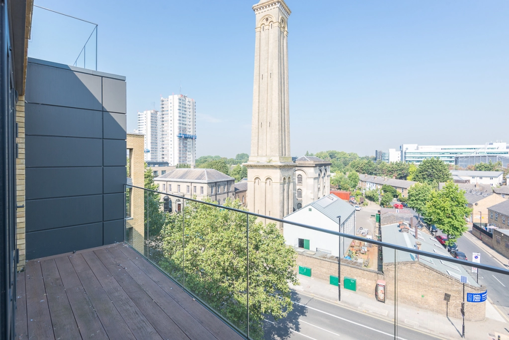 2 bedrooms apartments/flats for sale in Kew Bridge Road, Brentford - TW8 view 8