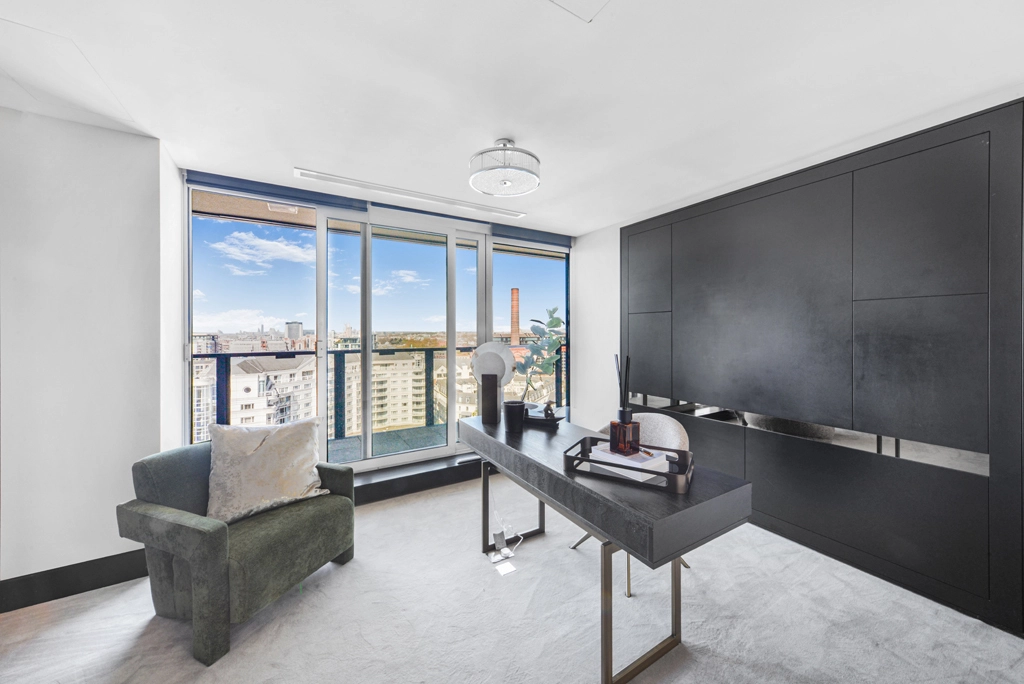 3 bedrooms apartments/flats for sale in The Belvedere, Chelsea Harbour - SW10 view 17