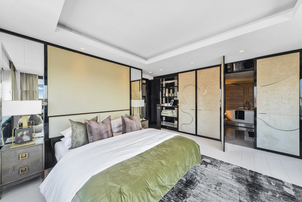 3 bedrooms apartments/flats for sale in The Belvedere, Chelsea Harbour - SW10 view 14