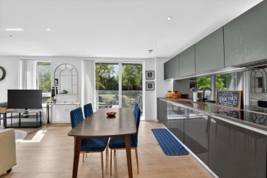 Heritage Place, Brentford - TW8 view 15