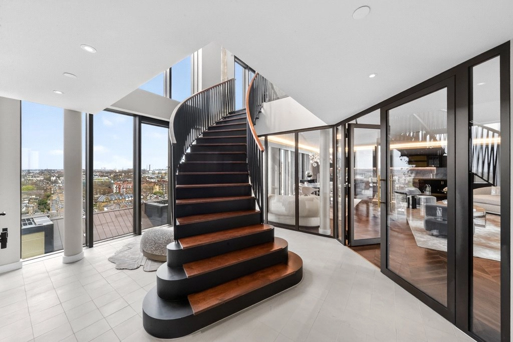 5 bedrooms apartments/flats for sale in Chelsea Waterfront, Chelsea - SW10 view 8