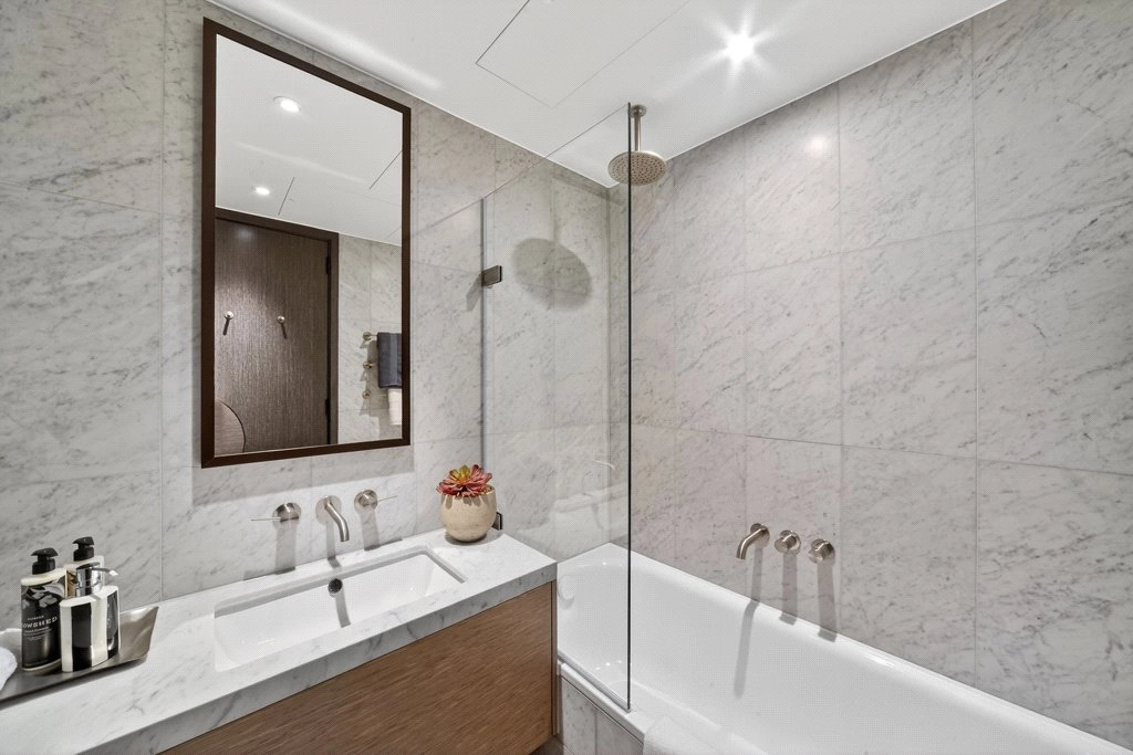 5 bedrooms apartments/flats for sale in Chelsea Waterfront, Chelsea - SW10 view 25