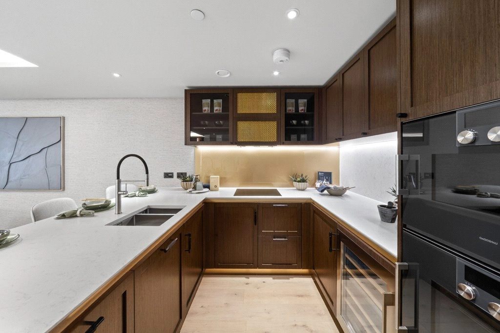 4 bedrooms apartments/flats for sale in Chelsea Waterfront, Chelsea - SW10 view 4