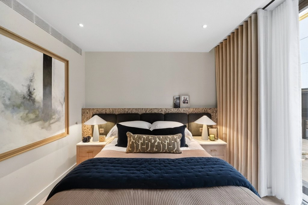 4 bedrooms apartments/flats for sale in Chelsea Waterfront, Chelsea - SW10 view 16