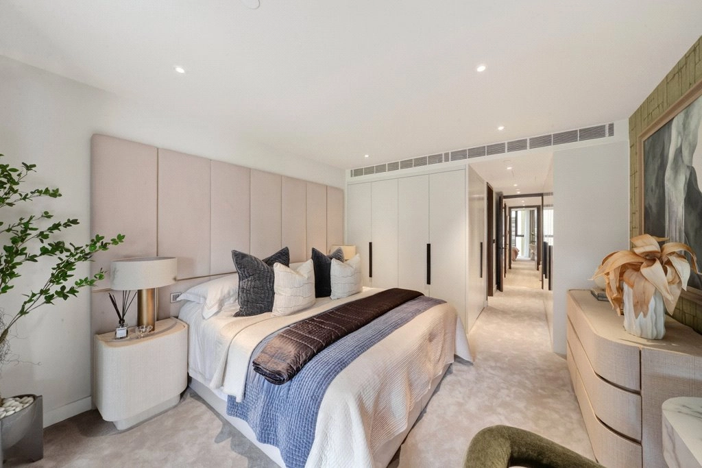 4 bedrooms apartments/flats for sale in Chelsea Waterfront, Chelsea - SW10 view 17