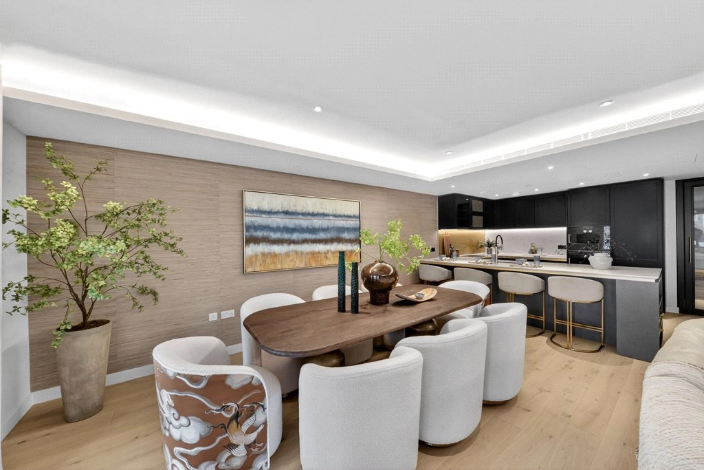 4 bedrooms apartments/flats for sale in Chelsea Waterfront, Chelsea - SW10 view 5