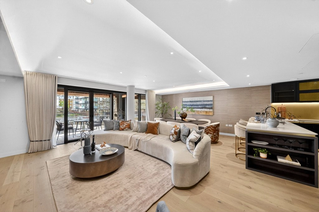 4 bedrooms apartments/flats for sale in Chelsea Waterfront, Chelsea - SW10 view 2