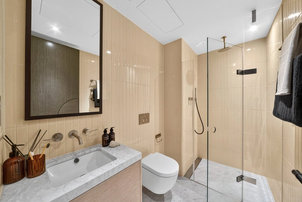 4 bedrooms apartments/flats for sale in Chelsea Waterfront, Chelsea - SW10 view 20