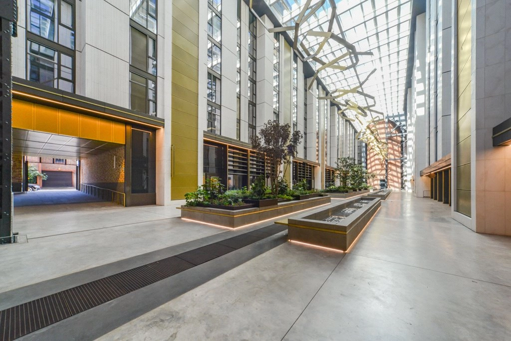 4 bedrooms apartments/flats for sale in Chelsea Waterfront, Chelsea - SW10 view 21