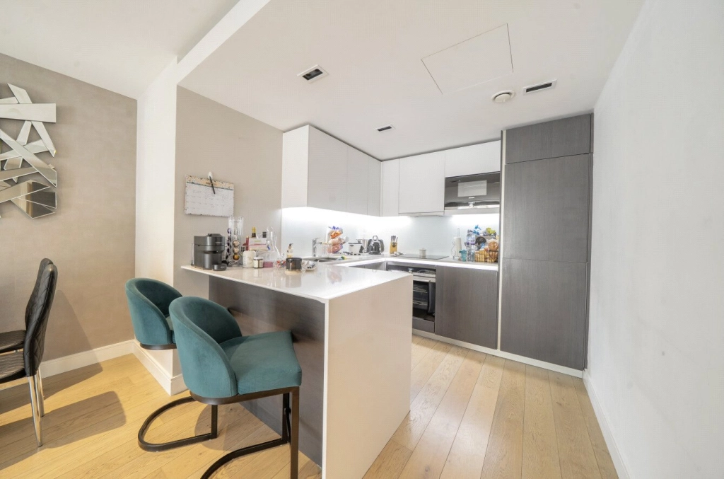 2 bedrooms apartments/flats for sale in Kew Bridge Road, Brentford - TW8 view 18