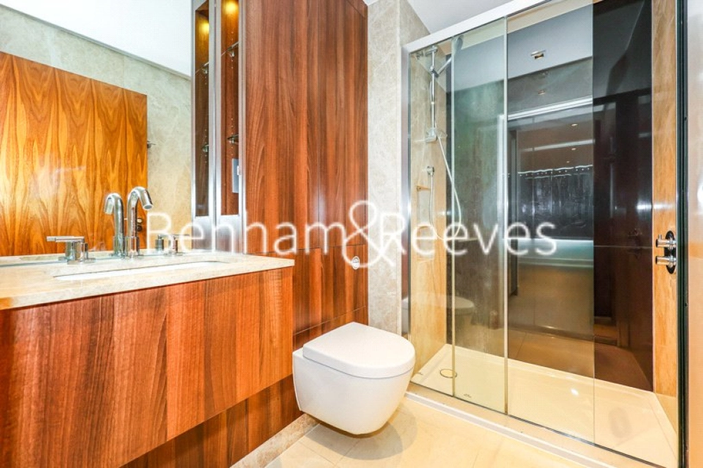 2 bedrooms apartments/flats for sale in Kew Bridge Road, Brentford - TW8 view 4