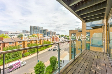 Kew Bridge Road, Brentford - TW8 view 11