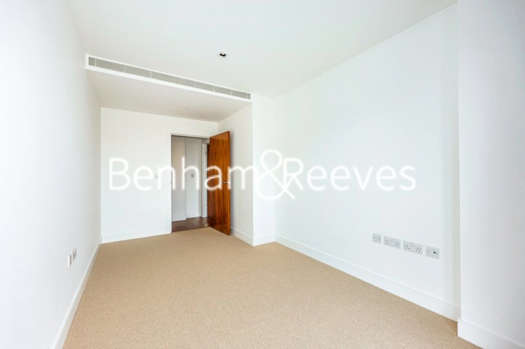 2 bedrooms apartments/flats for sale in Kew Bridge Road, Brentford - TW8 view 14
