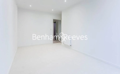 Staines Road, Hounslow - TW3 view 5