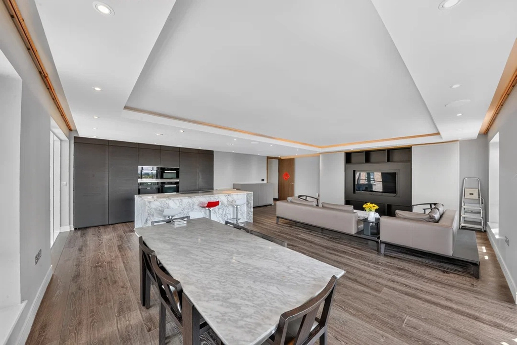 3 bedrooms apartments/flats for sale in Parr's Way, Hammersmith - W6 view 10