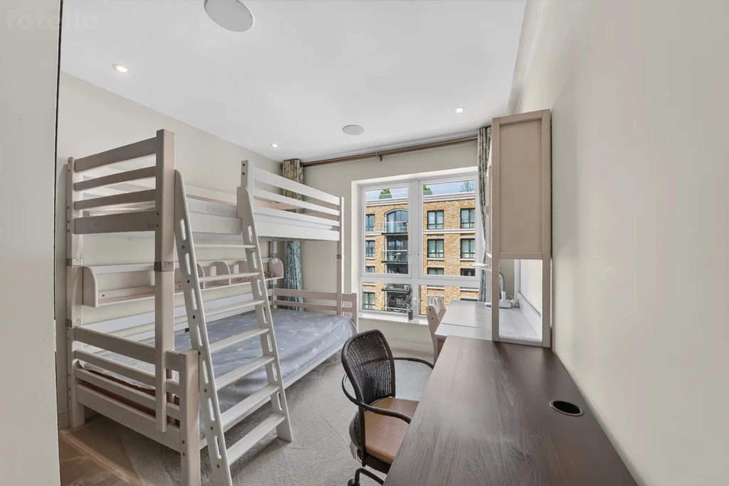 3 bedrooms apartments/flats for sale in Parr's Way, Hammersmith - W6 view 6