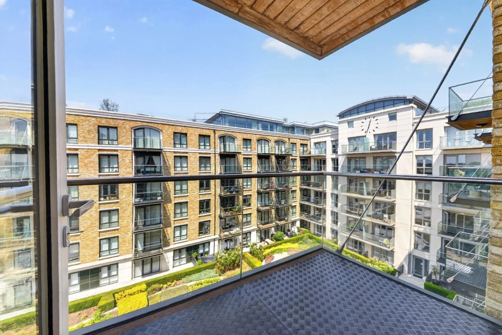 3 bedrooms apartments/flats for sale in Parr's Way, Hammersmith - W6 view 18