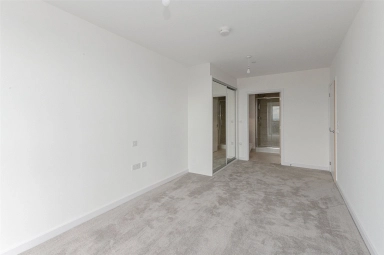 Prince Regent Road, Hounslow - TW3 view 8