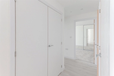 Prince Regent Road, Hounslow - TW3 view 11