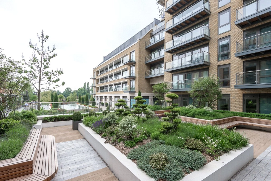 2 bedrooms apartments/flats for sale in Kew Bridge Road, Brentford - TW8 view 8