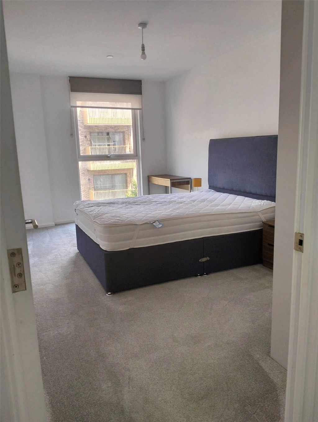1 bedroom apartments/flats for sale in Selbourne Avenue, Hounslow - TW3 view 4