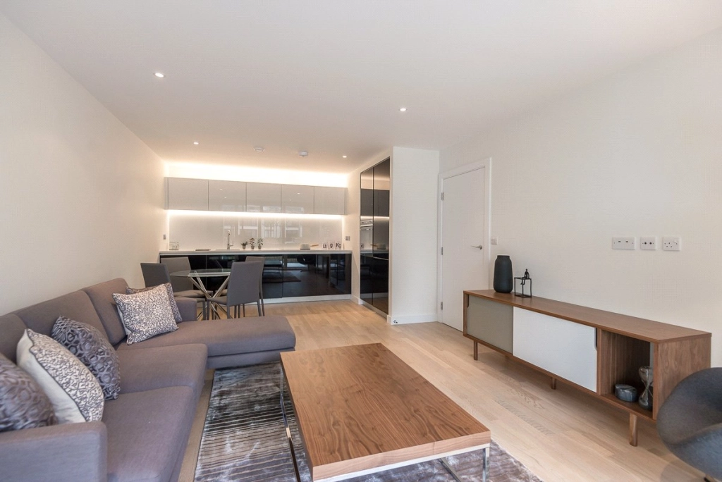 1 bedroom apartments/flats for sale in Pump House Crescent, Brentford - TW8 view 3