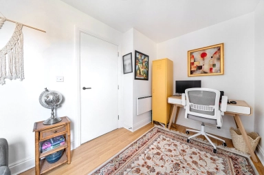 Temeraire Place, Brentford - TW8 view 14