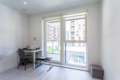 Smithy Lane, Hounslow - TW3 view 10