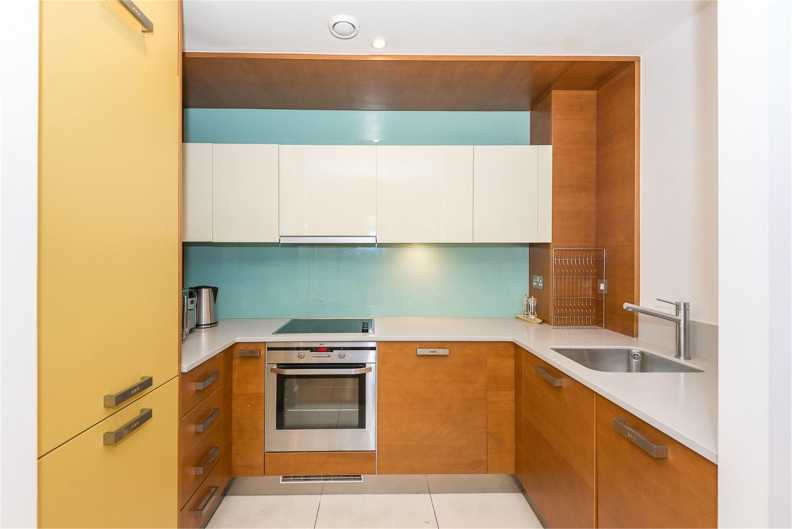 1 bedroom apartments/flats to sale in Gifford Street-image 3