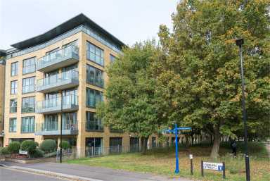 Gifford Street, London - N1 view 9