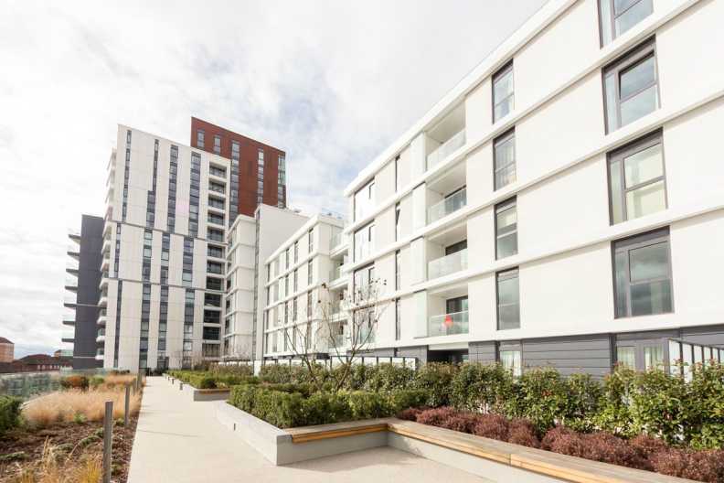2 bedrooms apartments/flats to sale in Hebden Place, Nine Elms-image 1