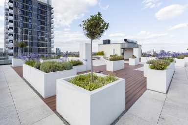 Commercial Street, Spitalfields, London - E1 view 13