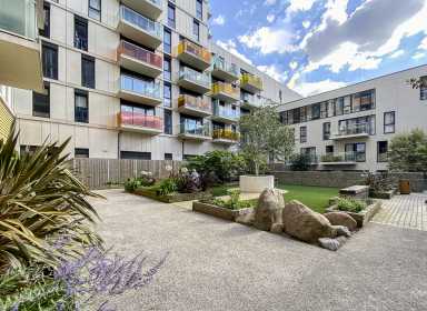 Commercial Street, Spitalfields, London - E1 view 14