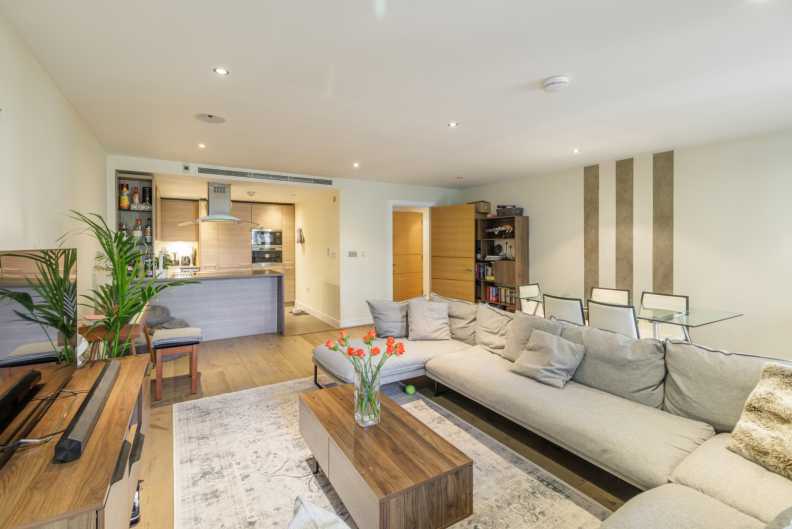 2 bedrooms apartments/flats to sale in Lensbury Avenue, Fulham-image 7