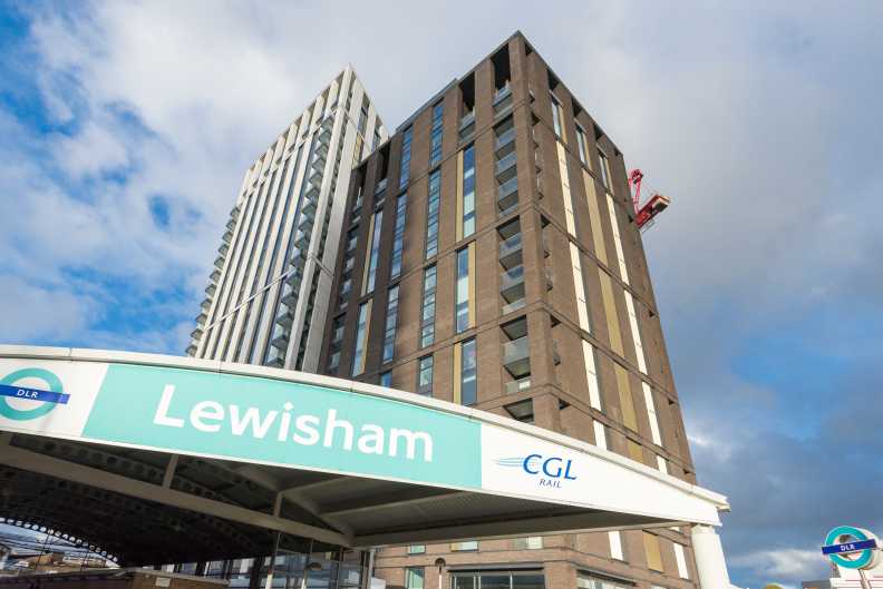 1 bedroom apartments/flats to sale in Station Road, Lewisham-image 2