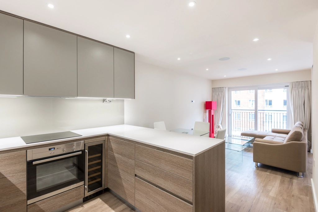 1 bedroom apartments/flats for sale in Boulevard Drive, Beaufort Park, Colindale - NW9 view 5