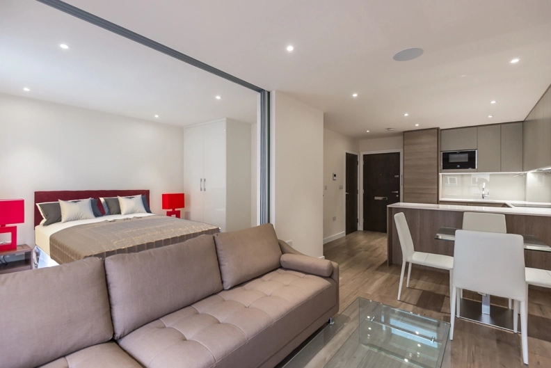 1 bedroom apartments/flats to sale in Boulevard Drive, Beaufort Park, Colindale-image 3