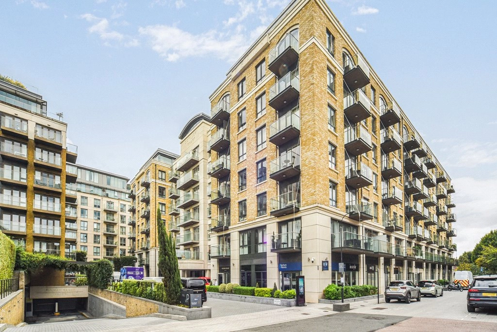 2 bedrooms apartments/flats for sale in Parr's Way, Hammersmith - W6 view 17