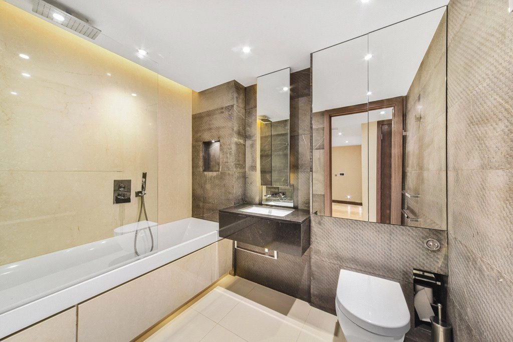 2 bedrooms apartments/flats for sale in Parr's Way, Hammersmith - W6 view 7