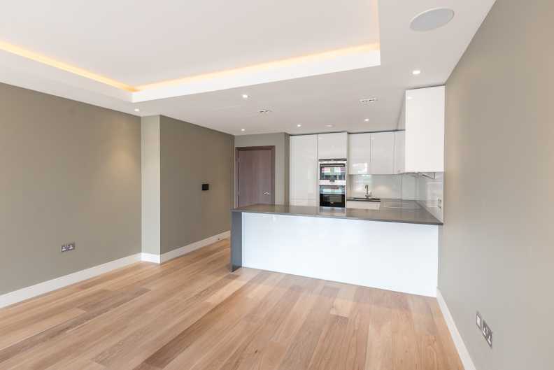 2 bedrooms apartments/flats to sale in Regatta Lane, Fulham Reach, Hammersmith-image 3