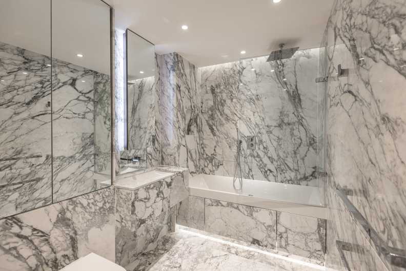 2 bedrooms apartments/flats to sale in Regatta Lane, Fulham Reach, Hammersmith-image 8