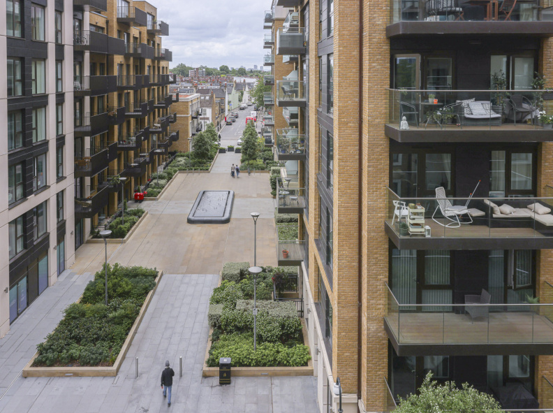 2 bedrooms apartments/flats to sale in Parr's Way, Hammersmith-image 9