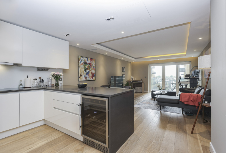 2 bedrooms apartments/flats to sale in Parr's Way, Hammersmith-image 14