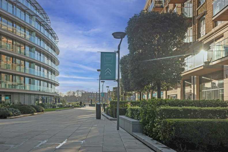 2 bedrooms apartments/flats to sale in Regatta Lane, Fulham Reach, Hammersmith-image 14