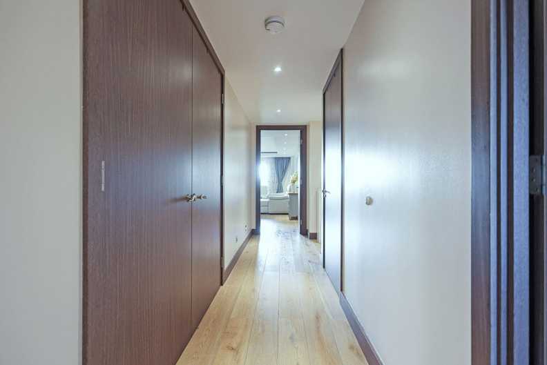 2 bedrooms apartments/flats to sale in Regatta Lane, Fulham Reach, Hammersmith-image 26
