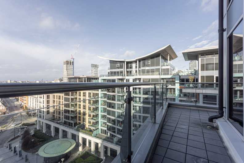 3 bedrooms apartments/flats to sale in The Boulevard, Imperial Wharf-image 8