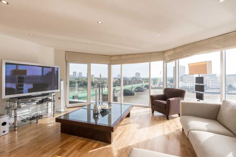 3 bedrooms apartments/flats to sale in The Boulevard, Imperial Wharf, London-image 7